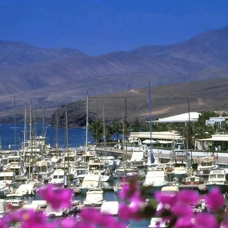 Lovely Los Mojones Villa Casa Jasmine Heated Pool Short Walk To Beach Puerto Del Carmen Villa Puerto del Carmen (Lanzarote)